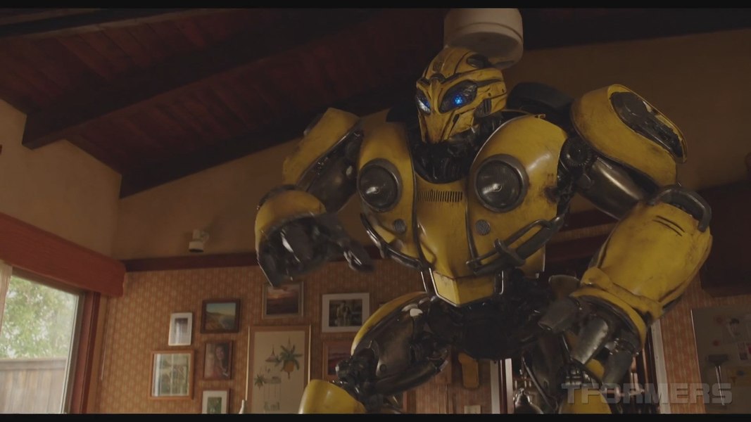 New Bumblebee Movie Trailer HD Screencap Gallery 170 (170 of 176)